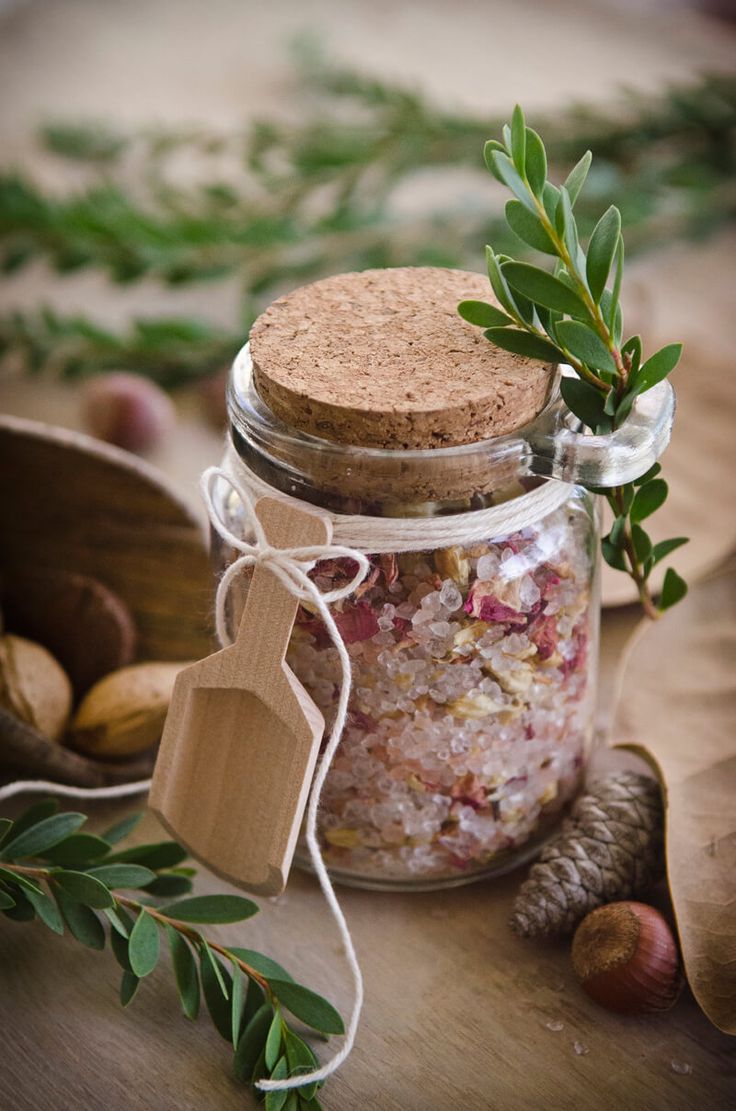 Your Guide to Handmade Bath and Body Gifting with FREE Printable Labels - Willow and Sage Magazine